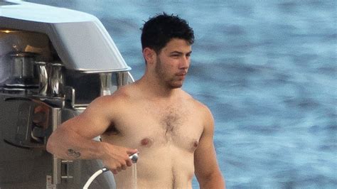 nick jonas nipples|This Shirtless Nick Jonas Pic Has Fans Losing Their Minds